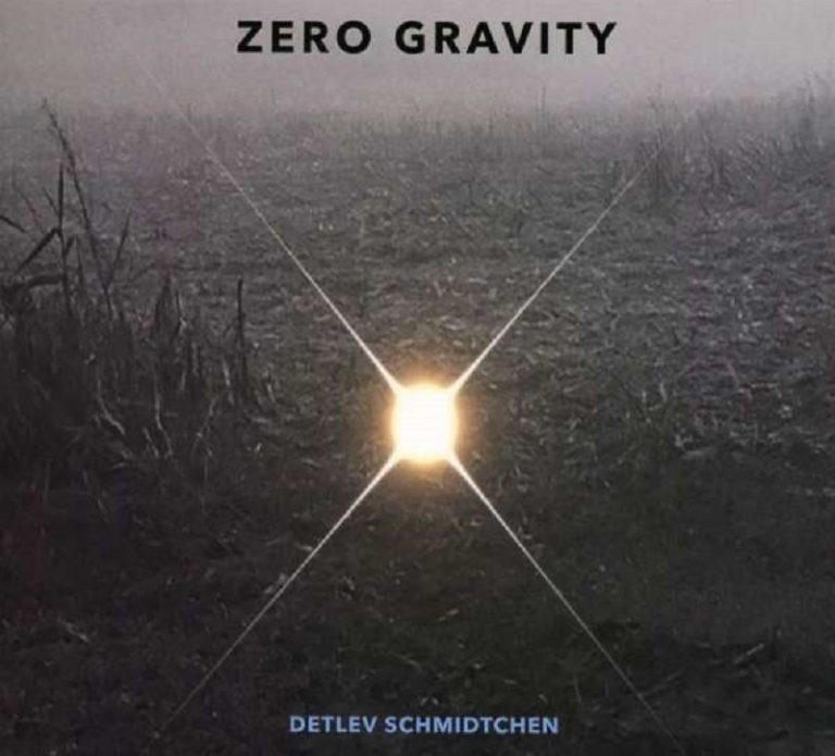Zero Gravity - DETLEV SCHMIDTCHEN
