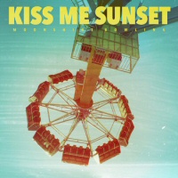 Moonshine bowling (E.P.) - KISS ME SUNSET