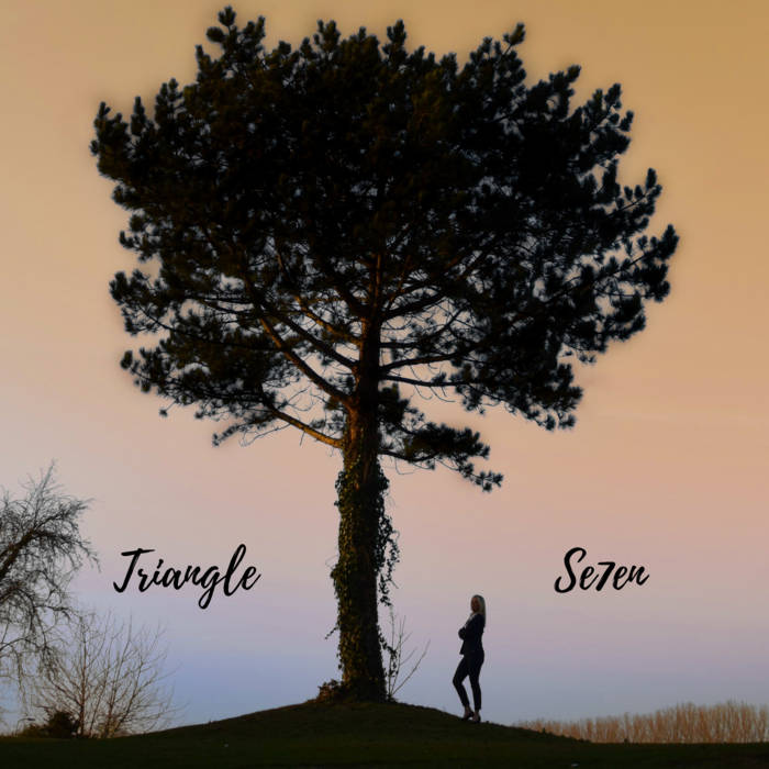SE7EN - TRIANGLE